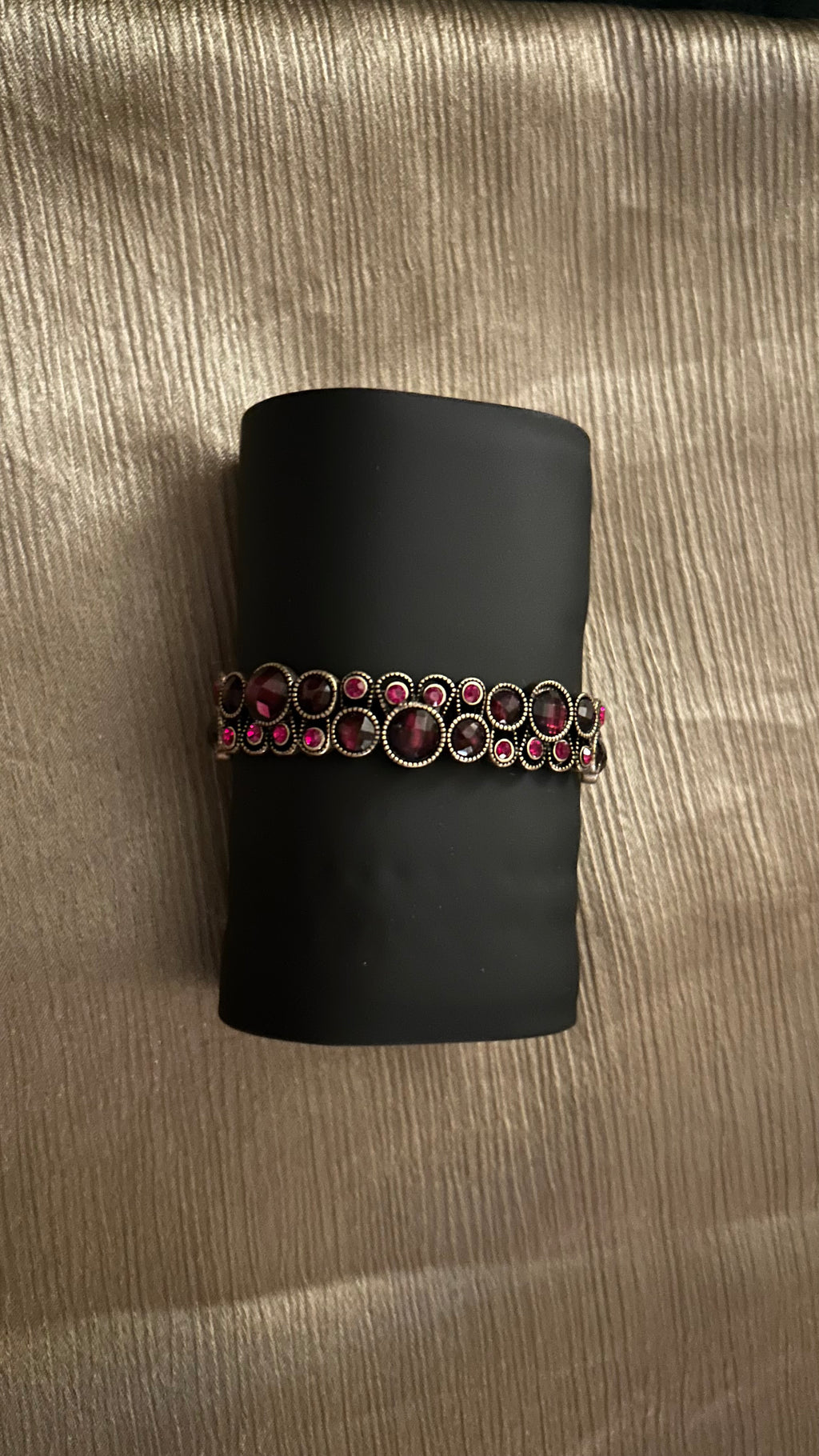 Gold-tone stretch bracelet