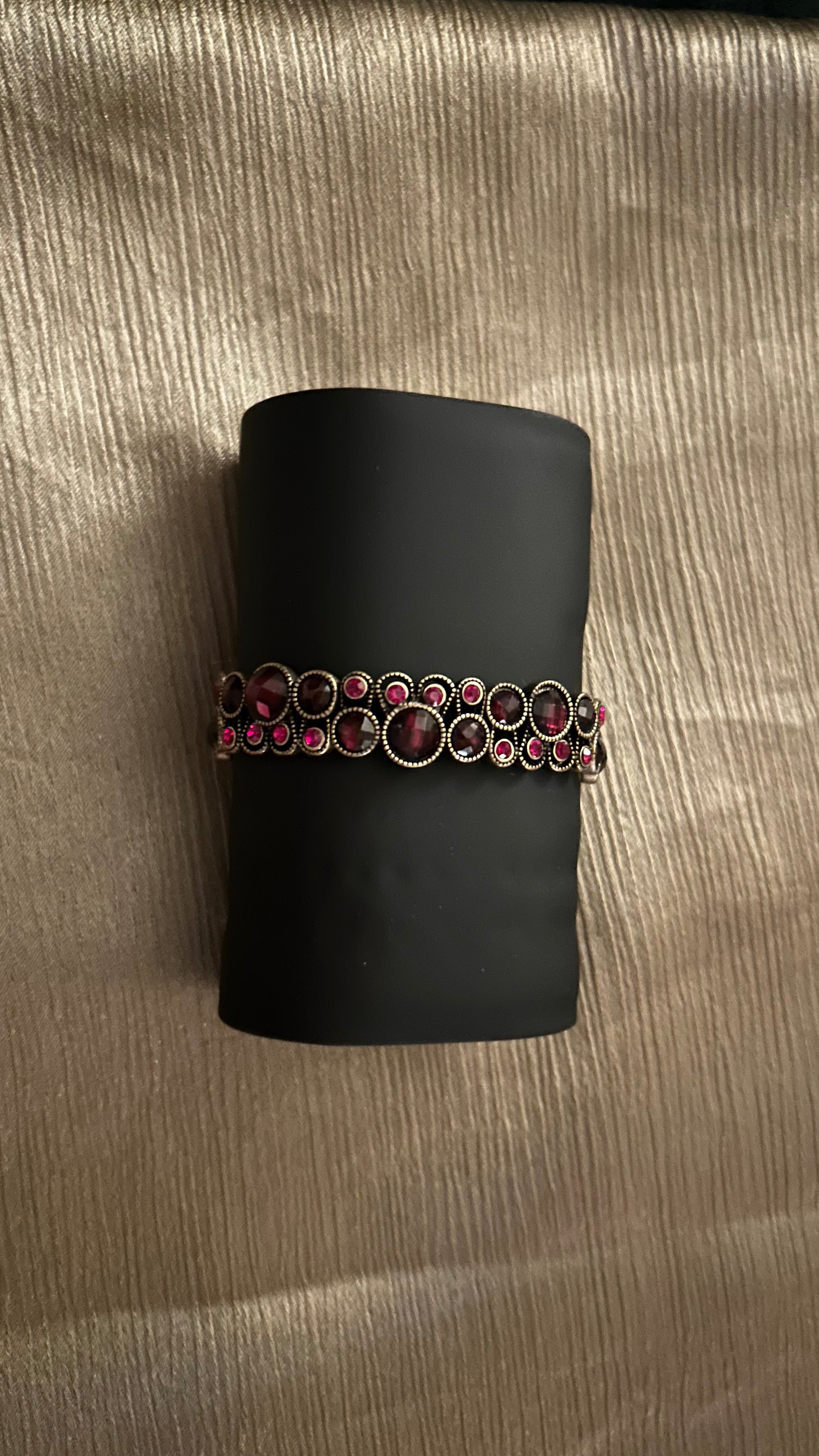Gold-tone stretch bracelet