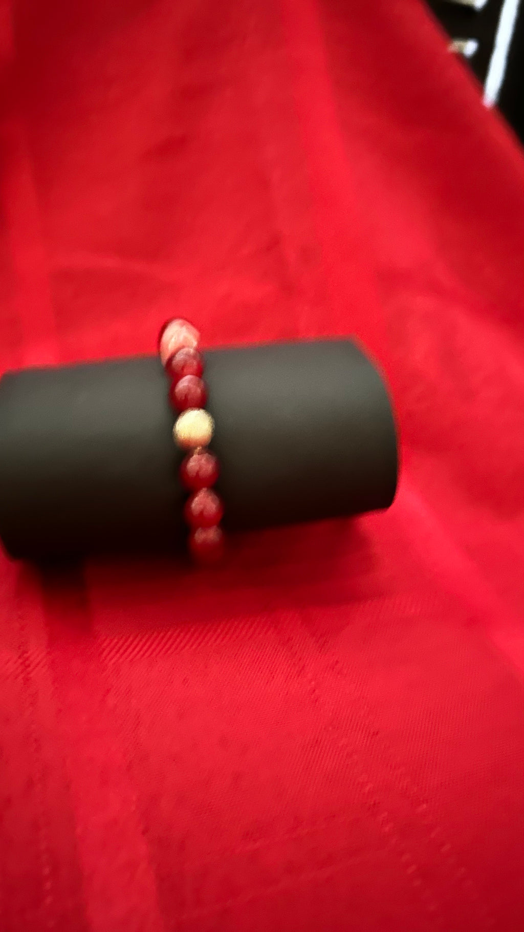 Themed beaded bracelet