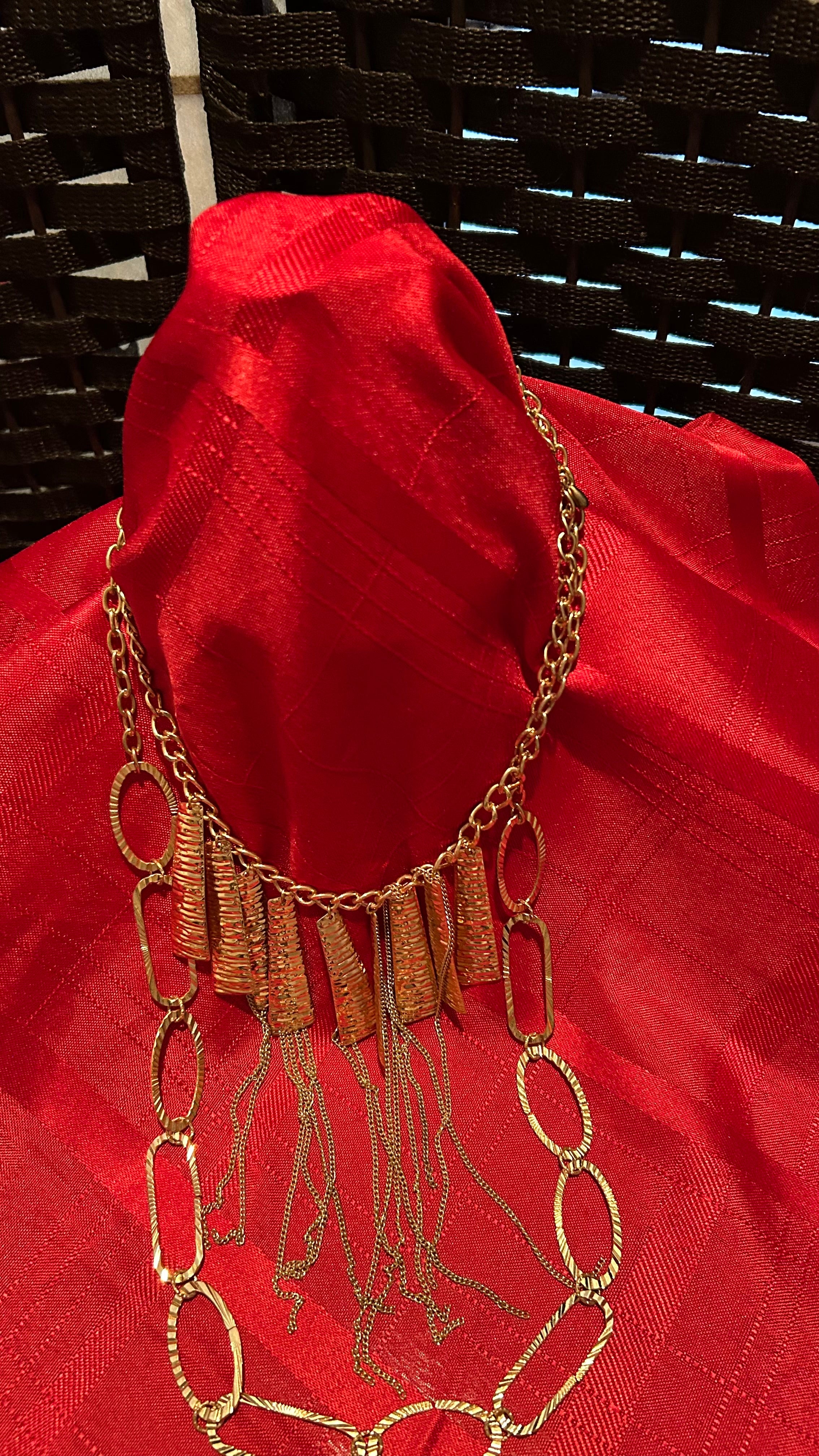 Bib or fringe-style necklace