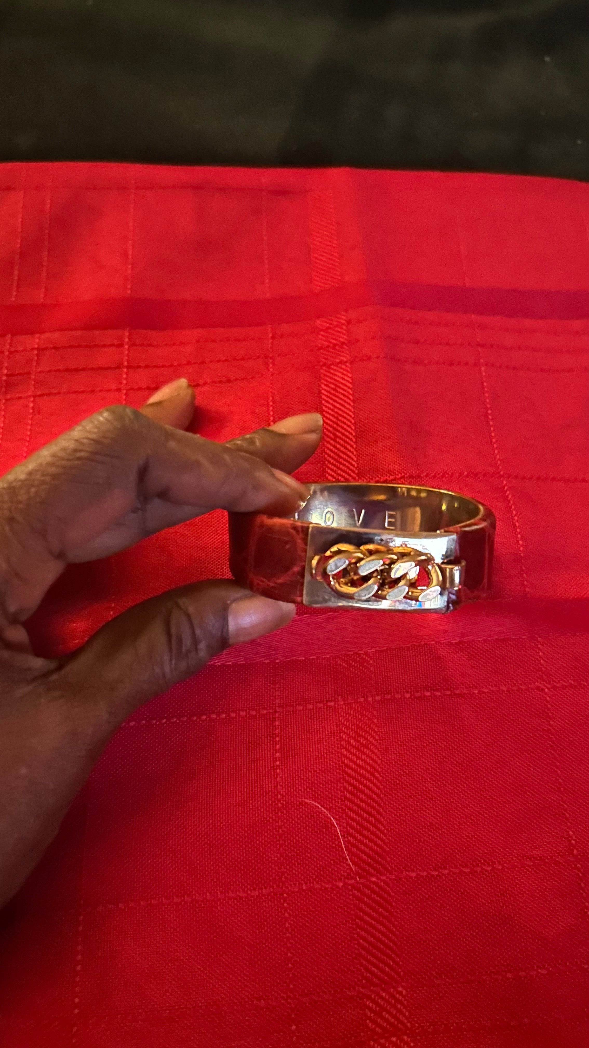 vintage Italian hinged bangle