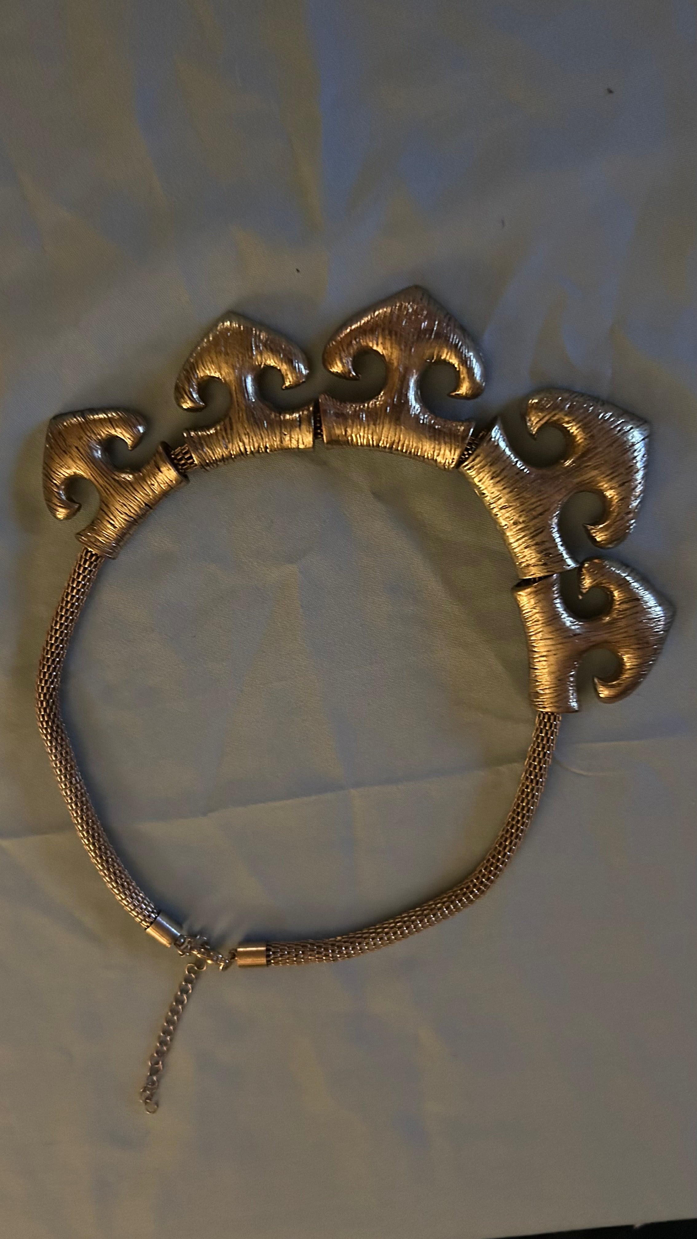 Vintage Gold-Tone Statament Collar
