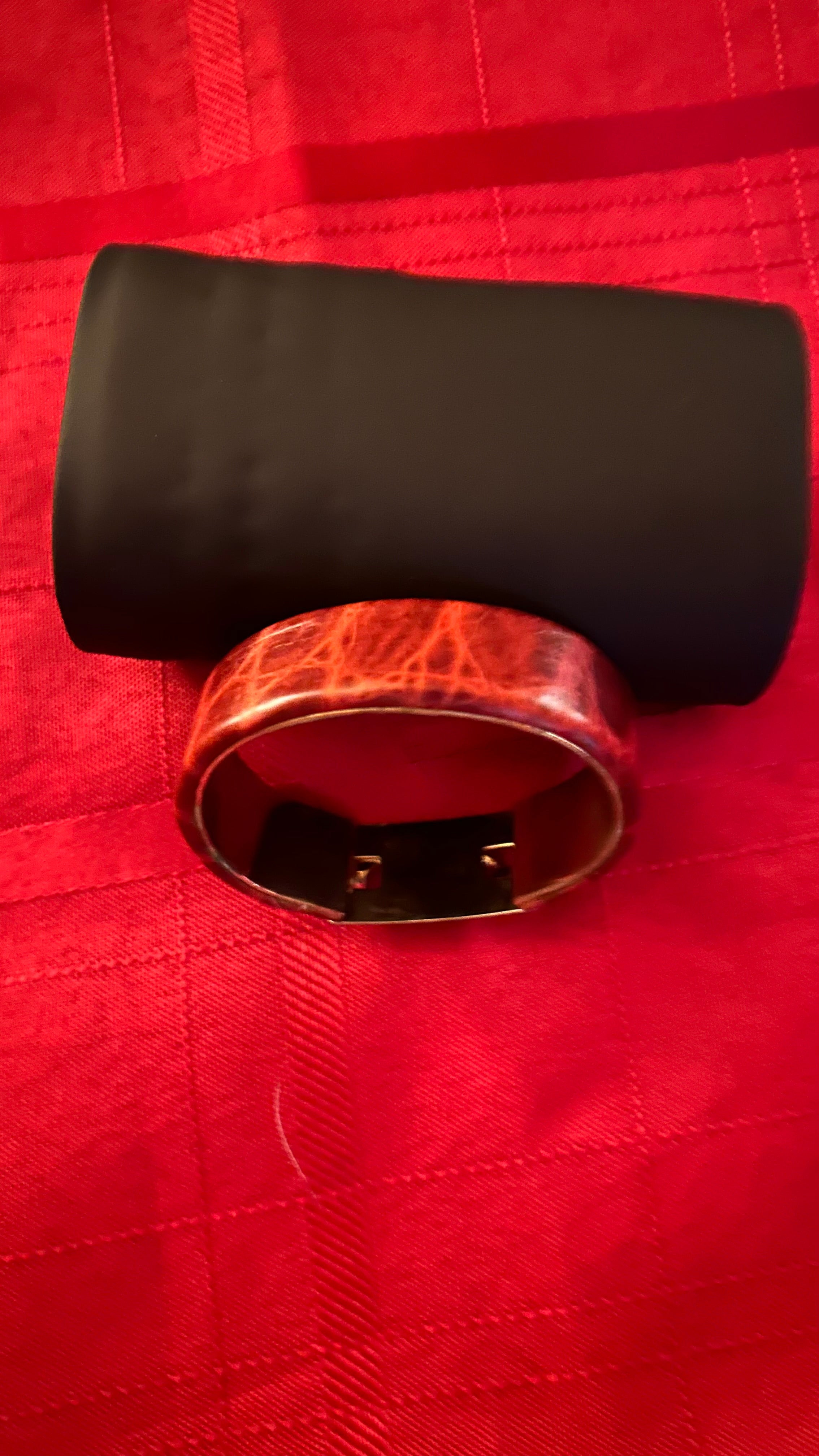 vintage Italian hinged bangle